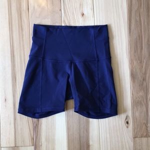 EUC lululemon Wunder Short